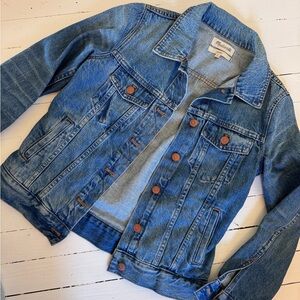 Madewell Classic Fit Blue Denim Jacket Size Small